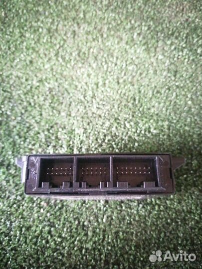 Блок управления парктроником Audi S4 B7 BBK 2006