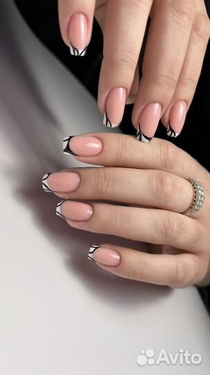 Маникюр