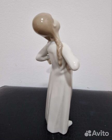 Lladr Фарфоровая статуэтка