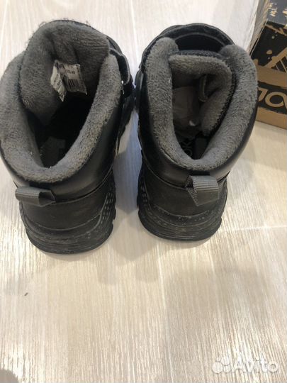 Ботинки утепленные 28 размер