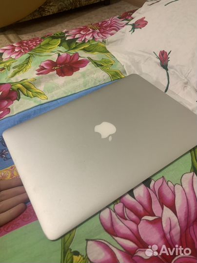 На запчасти apple macbook air 13 2014