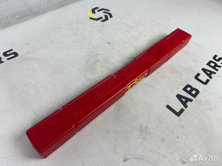 Знак аварийной остановки Audi A5 8T cala 3.2 FSI