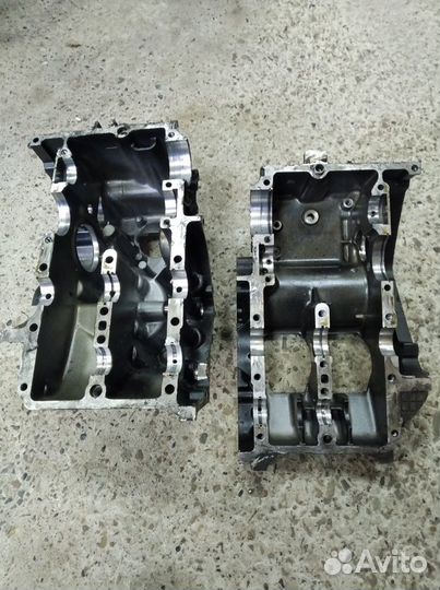 Картер двигателя Кавасаки GPX 250 Ex 250