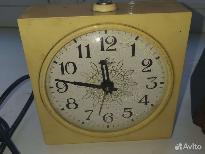 Будильник механический