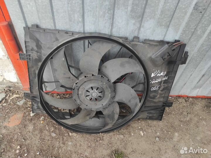 Вентилятор охлаждения Мерседес С 203