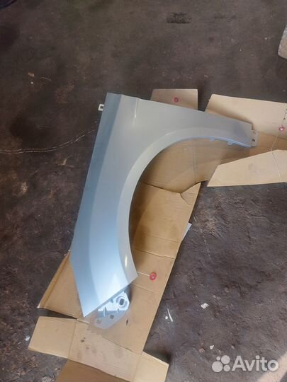 Крыло левое ford focus 3