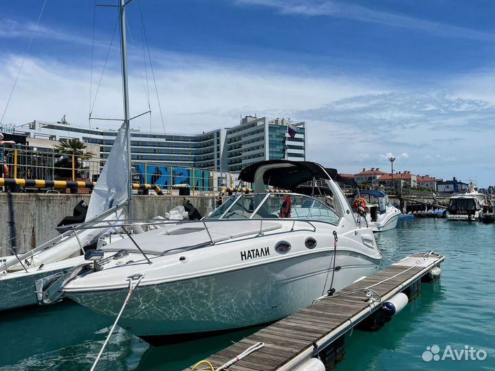 Аренда яхт и катеров / Морские прогулки