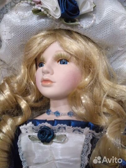 Кукла фарфоровая коллекционная (разные)
