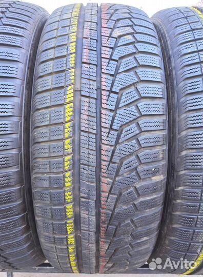 Hankook Winter I'Cept Evo2 W320C 235/55 R19 105V