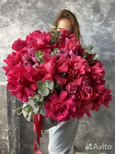 Кружевные розы, малиновые, розовые розы