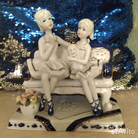Статуэтка фарфор подарок
