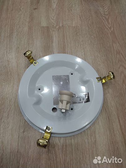 Светильник настенный/потолочный