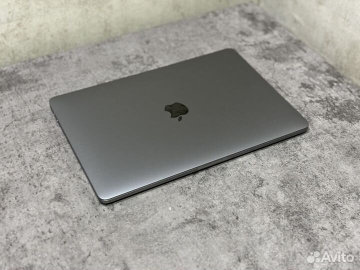 MacBook Pro 13