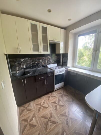 2-к. квартира, 46 м², 2/5 эт.