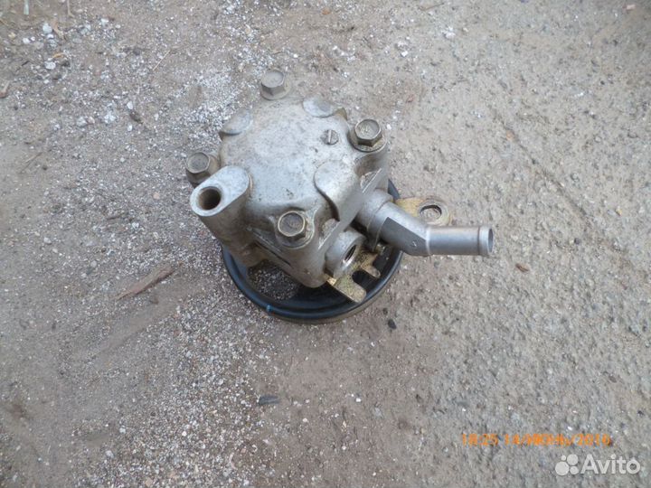 Насос гидроусилителя Ниссан Блюберд Силфи