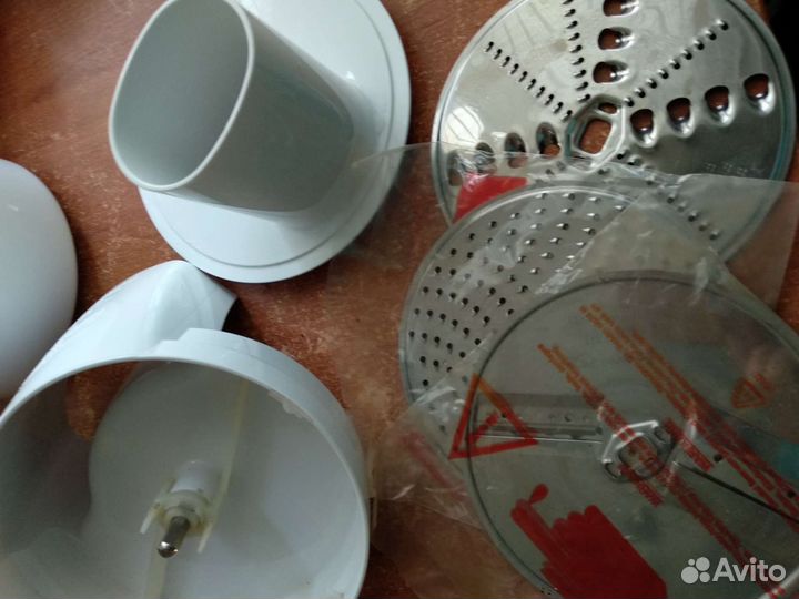 Запчасти к Кухонному комбайну Bosch MUM4880