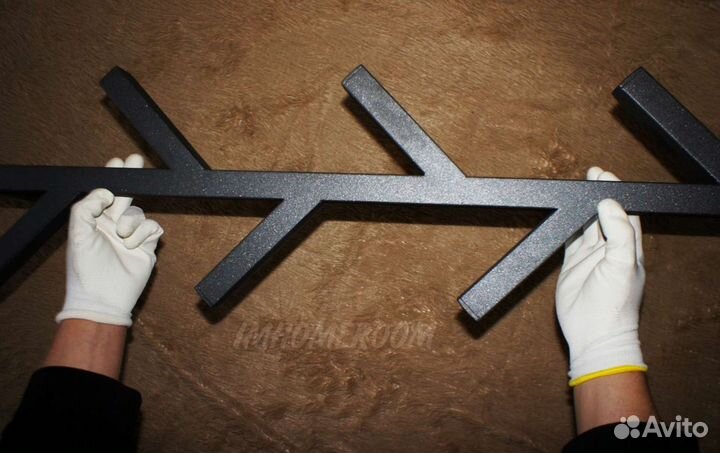 Вешалка настенная