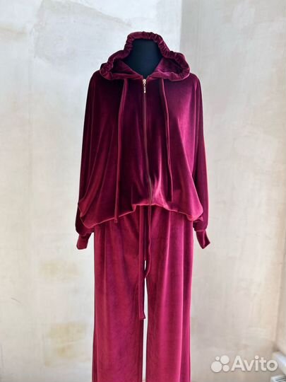 Велюровый костюм