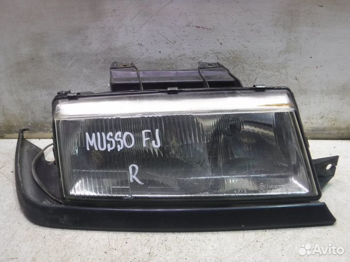 Фара правая SsangYong Musso