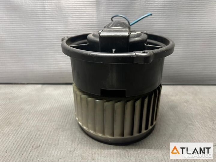 Мотор печки mitsubishi colt