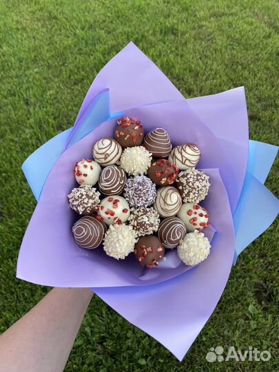 Клубника в шоколаде букет