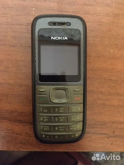 Телефон Nokia 1208
