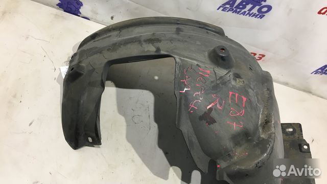 Подкрылок передний правый Bmw 120 E87