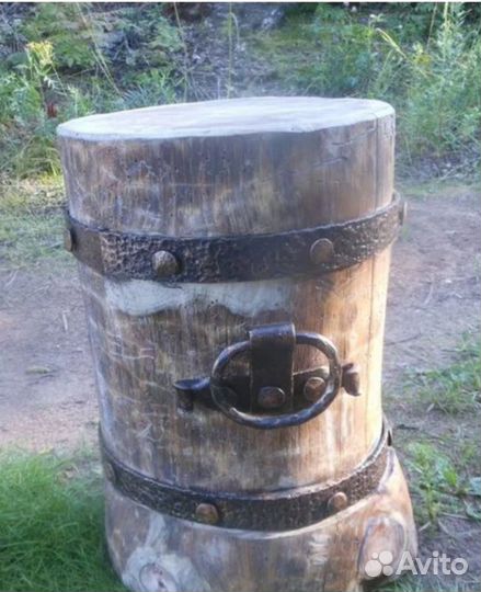 Колода для рубки дров или мяса