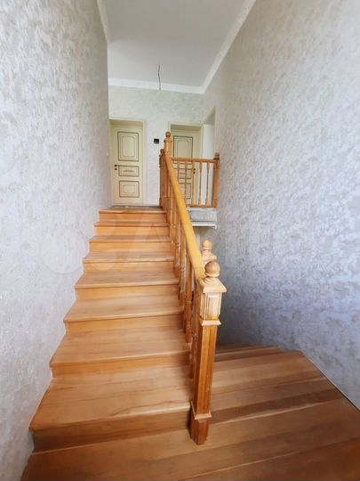 Дом 277 м² на участке 15 сот.