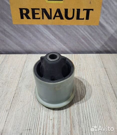 Сайлентблок балки Renault sandero stepway