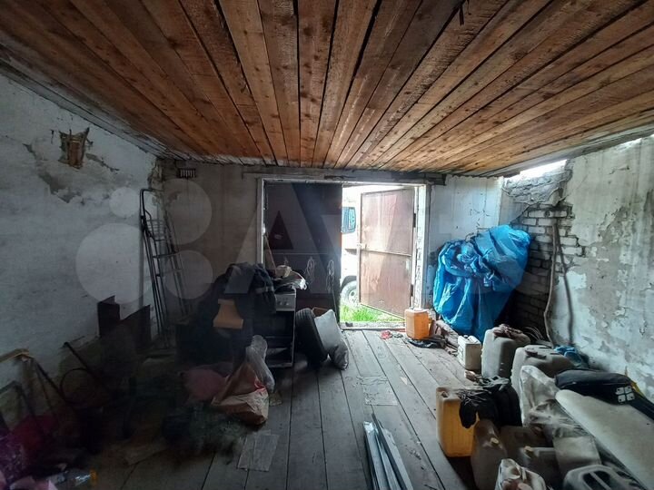 Гараж, > 30 м²