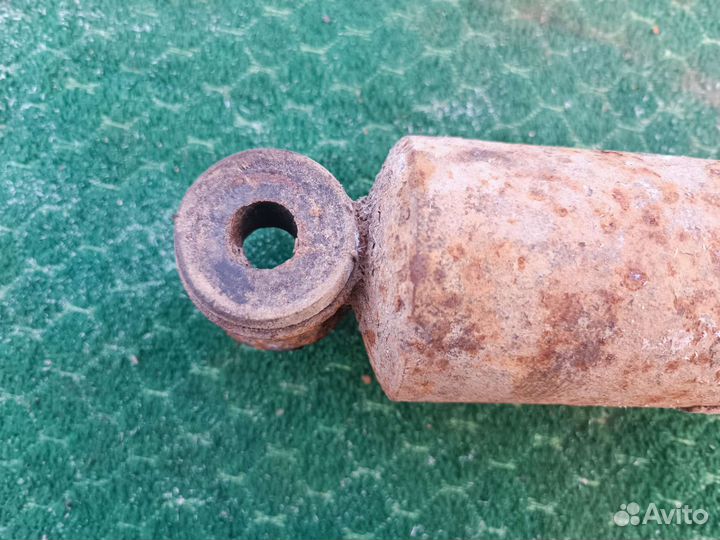 Амортизатор задний УАЗ буханка