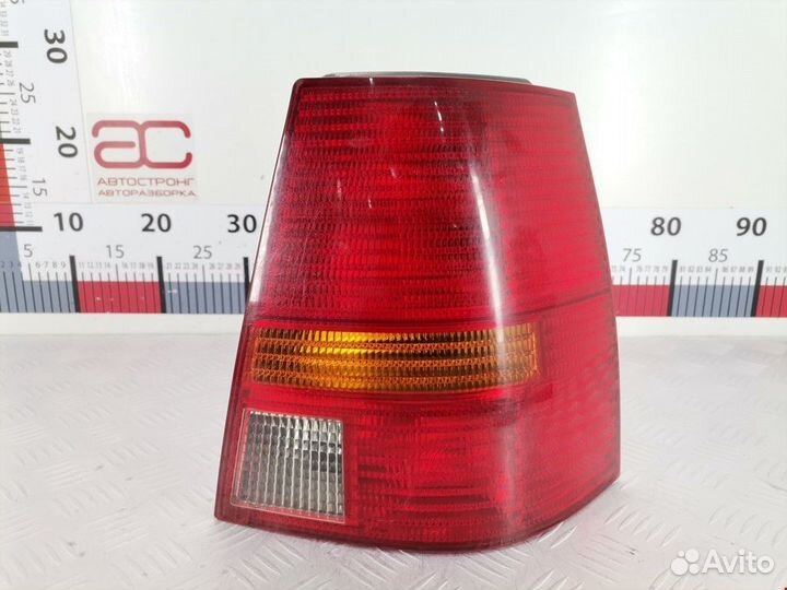 Фонарь задний правый Volkswagen Golf 3 1999