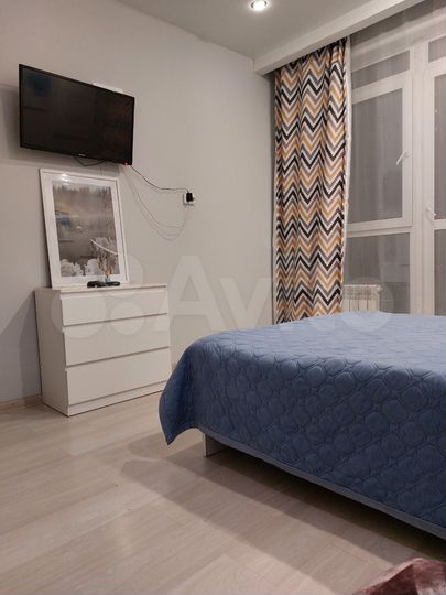 2-к. квартира, 55 м², 3/18 эт.