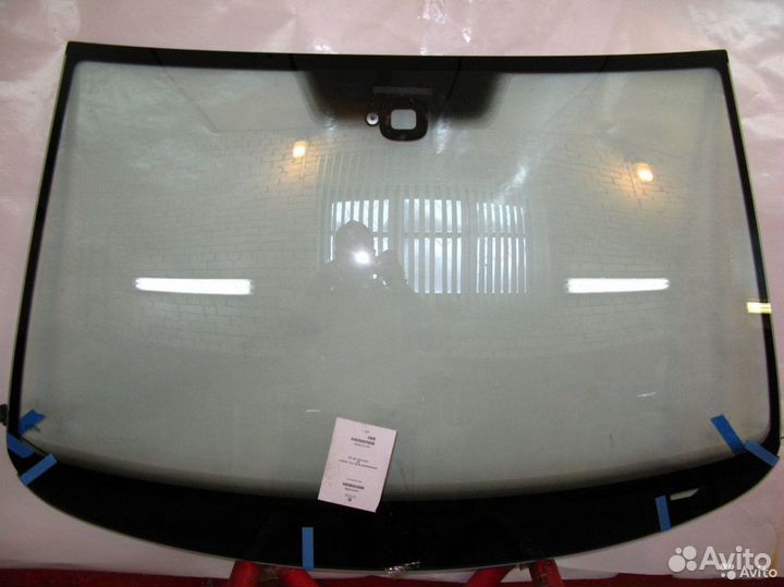 Лобовое стекло Киа Спортейдж 2 / 3 / 4