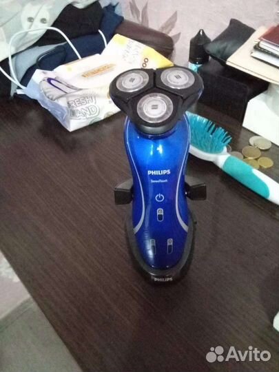 Йилипс машинка продам