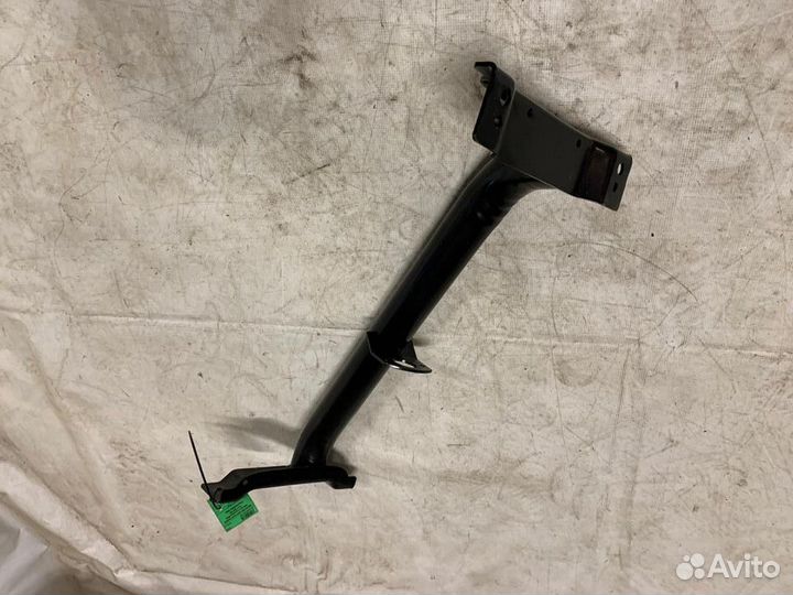 Кронштейн правой верхней подножки MAN TGA TGS TGX