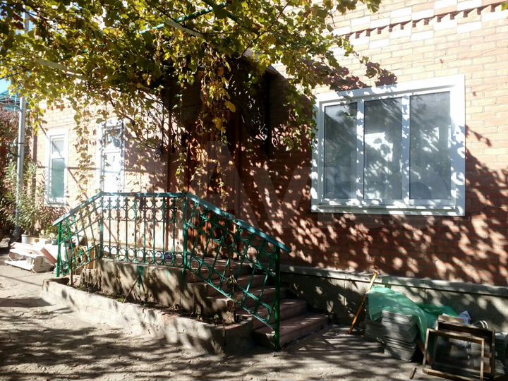 Дом 190 м² на участке 7 сот.