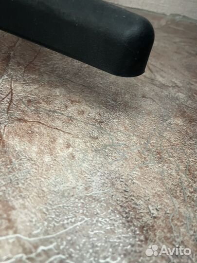 Офисное кресло