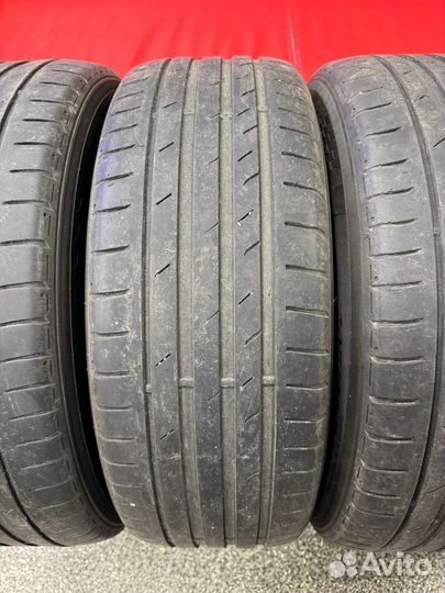 Kumho Ecsta PS71 205/60 R16