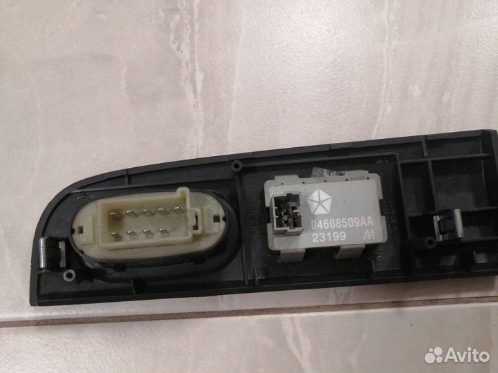 Кнопка корректора фар Chrysler Sebring/Dodge