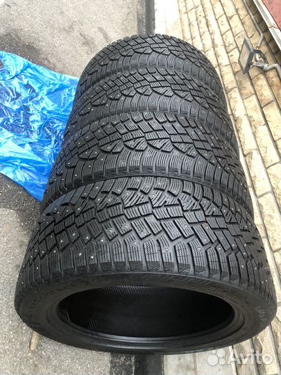 Continental IceContact 2 SUV 275/45 R20