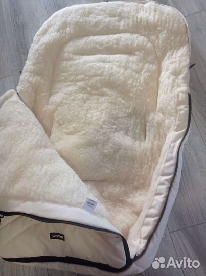 Меховой конверт в коляску и санки