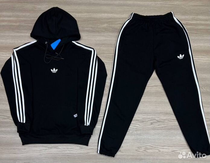 Костюм Adidas