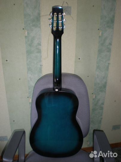 Гитара Star Sun, чехол, медиаторы, струны la bella