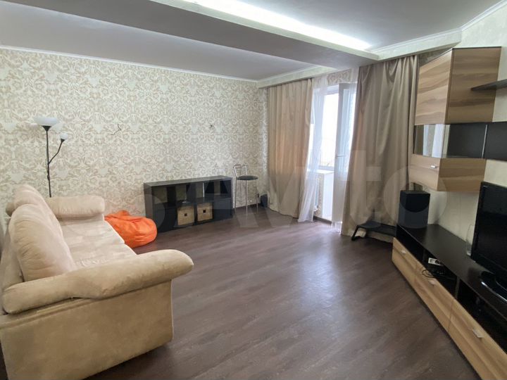 2-к. квартира, 62 м², 17/17 эт.