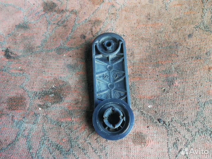 Ручка стеклоподъёмника Рено Меган 2