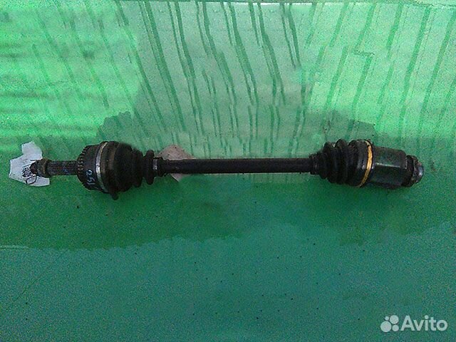 Привод передний правый Mitsubishi Legnum