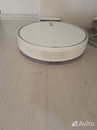 Робот-пылесос Xiaomi Mi Robot Vacuum Lite