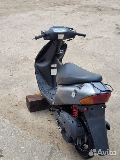 Скутер Suzuki Lets 2
